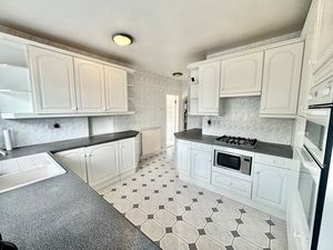 Photo 15- click for photo gallery